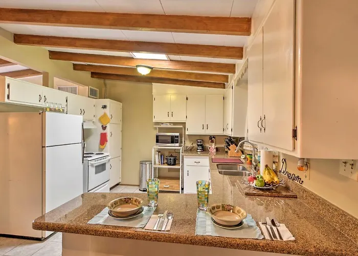 Renovated Gomez Casita W/ Yard < 7 Mi To Dt Ferienhaus *