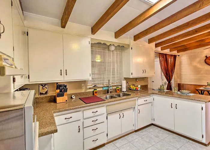 Renovated Gomez Casita W/ Yard < 7 Mi To Dt Ferienhaus