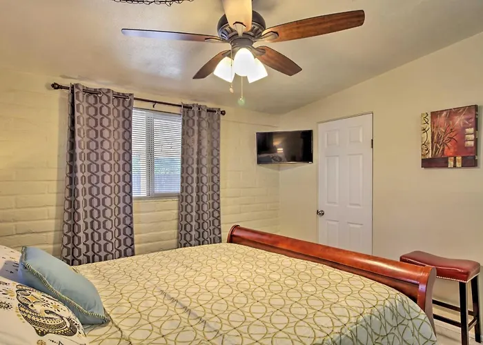 Renovated Gomez Casita W/ Yard < 7 Mi To Dt *